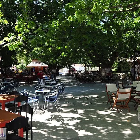Karya Central Καρυά